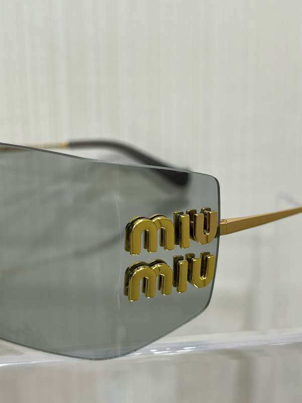 Picture of MiuMiu Sunglasses _SKUfw56968599fw